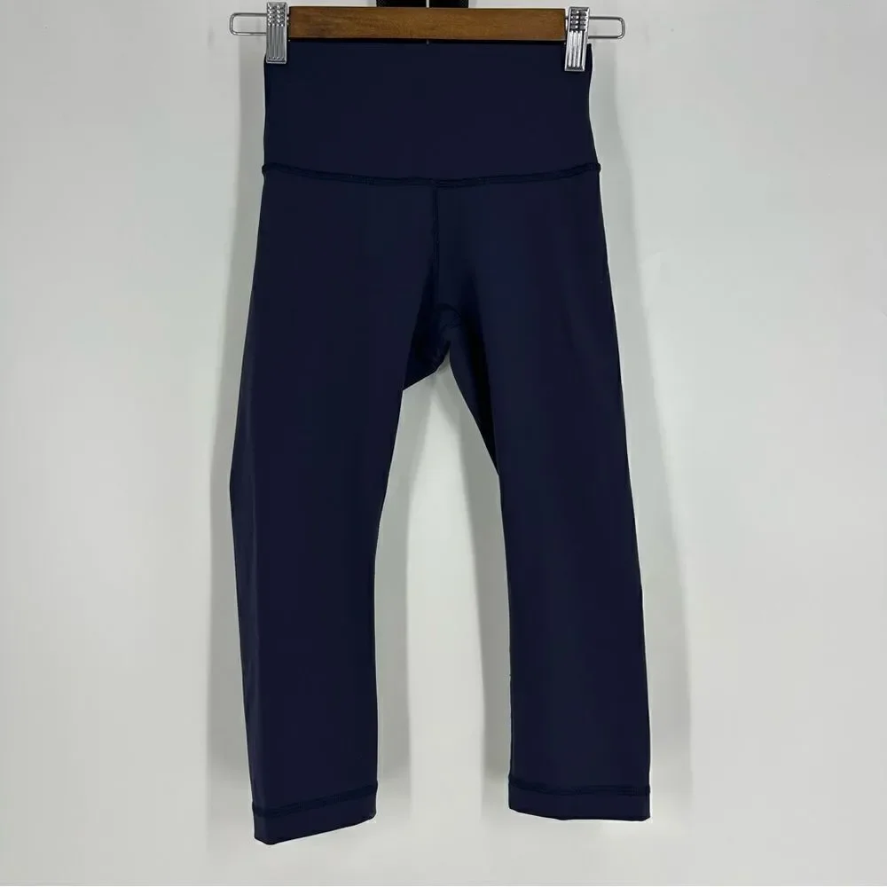 LULULEMON Wunder Under Midnight Navy Hi-Rise 1/2 Tight 17” Inseam Size 2 W6AIOS